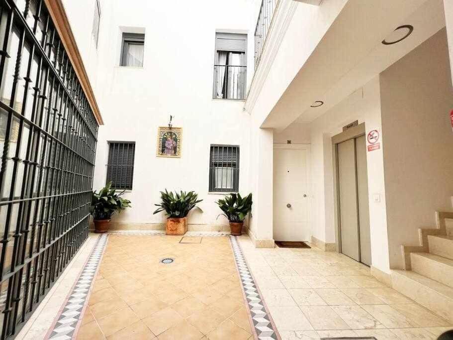 Apartmán Aym Places Buen Viaje Parking Incluido Sevilla Exteriér fotografie